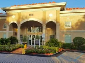 215 SW 117th Ter 14304, Pembroke Pines FL 33025