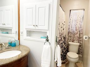 749 NW 43rd St, Oakland Park FL 33309