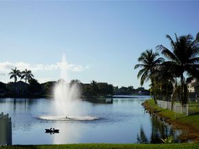 1471 NW 159th Ave, Pembroke Pines FL 33028