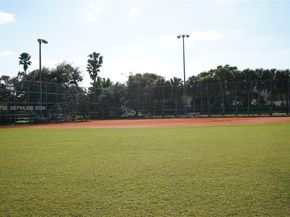 1471 NW 159th Ave, Pembroke Pines FL 33028