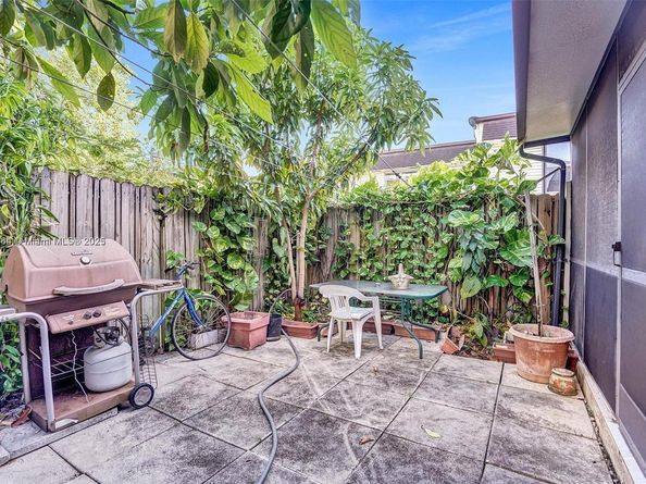 2701 N 34th Ave 1D, Hollywood FL 33021