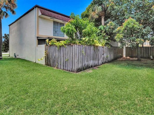 2701 N 34th Ave 1D, Hollywood FL 33021