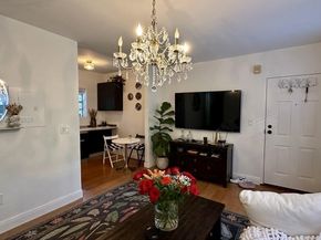 4812 Pine Tree Dr 204, Miami Beach FL 33140