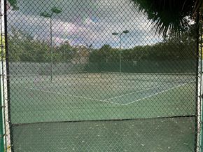 3021 Laurel Ridge Cir, Riviera Beach FL 33404