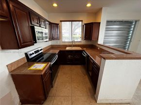 3021 Laurel Ridge Cir, Riviera Beach FL 33404