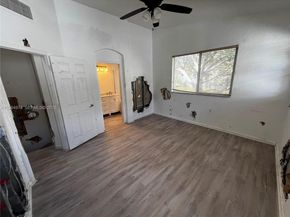 3021 Laurel Ridge Cir, Riviera Beach FL 33404