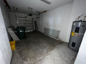 3021 Laurel Ridge Cir, Riviera Beach FL 33404