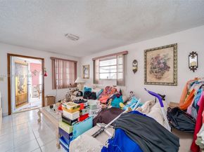 854 E 24th St, Hialeah FL 33013