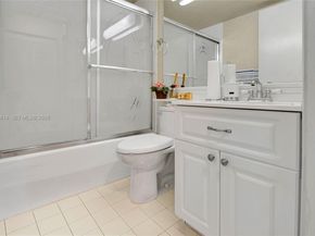 6767 Collins Ave 504, Miami Beach FL 33141