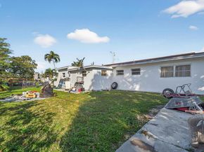 20 NE 215th St, Miami Gardens FL 33179