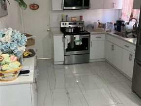 20 NE 215th St, Miami Gardens FL 33179