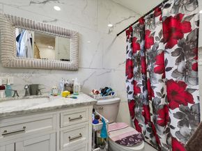 20 NE 215th St, Miami Gardens FL 33179