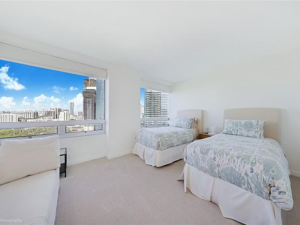 1541 Brickell Ave A2301, Miami FL 33129