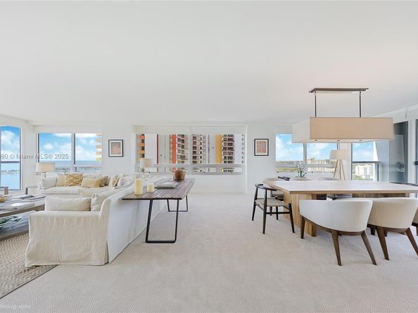 1541 Brickell Ave A2301, Miami FL 33129