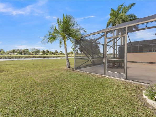 11764 SW 1st St, Coral Springs FL 33071