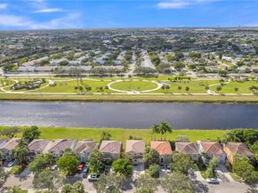 11764 SW 1st St, Coral Springs FL 33071