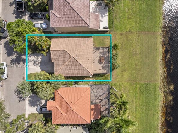 11764 SW 1st St, Coral Springs FL 33071