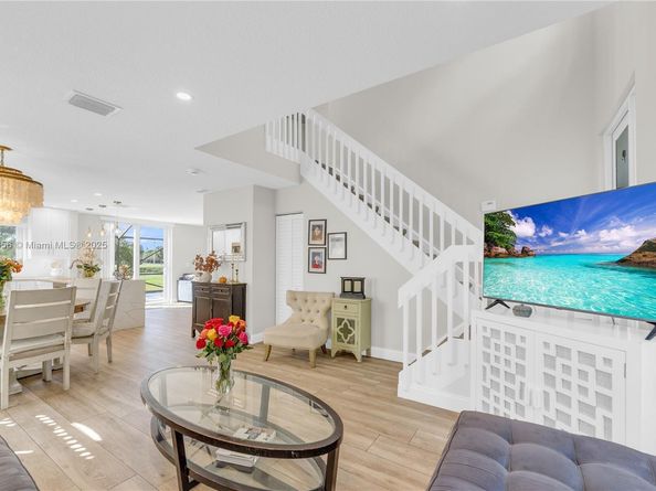 11764 SW 1st St, Coral Springs FL 33071