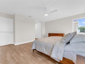 11764 SW 1st St, Coral Springs FL 33071