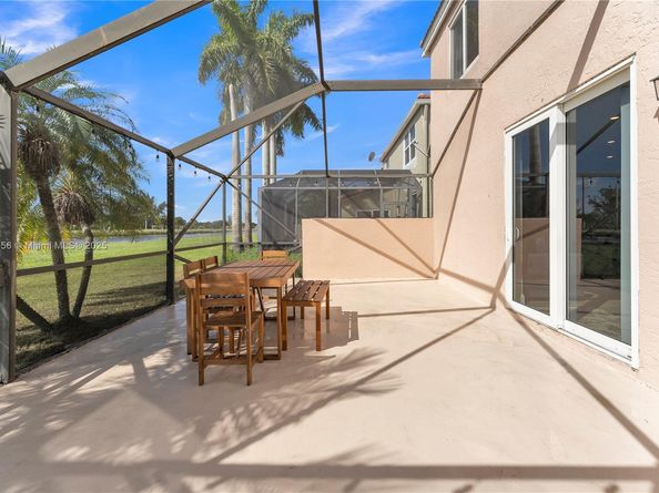 11764 SW 1st St, Coral Springs FL 33071