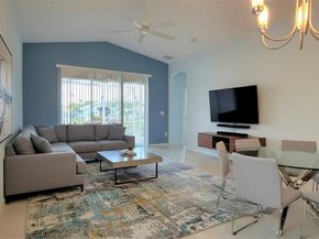 8214 Bellafiore Way, Boynton Beach FL 33472