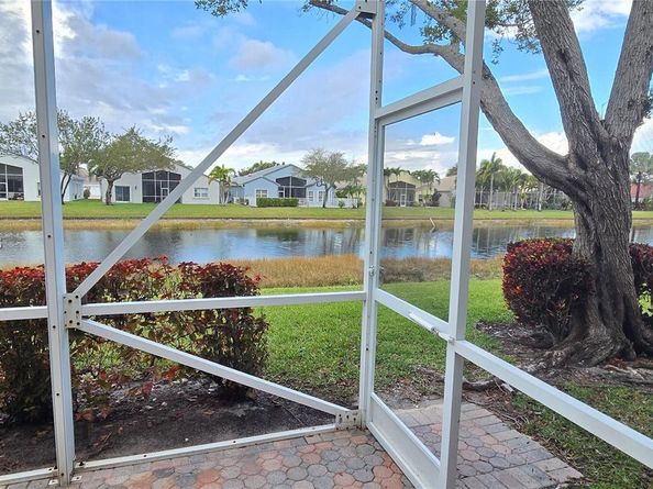 8214 Bellafiore Way, Boynton Beach FL 33472