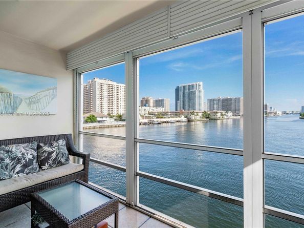 2600 Diana Dr 311, Hallandale Beach FL 33009