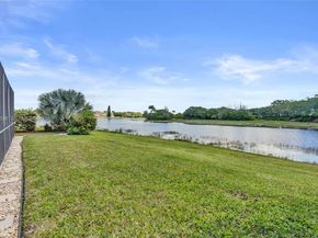 4281 Laurel Ridge Cir, Weston FL 33331