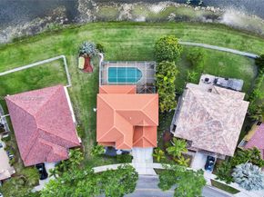 4281 Laurel Ridge Cir, Weston FL 33331