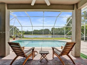 4281 Laurel Ridge Cir, Weston FL 33331