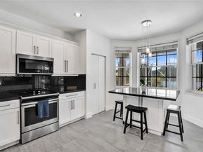4281 Laurel Ridge Cir, Weston FL 33331