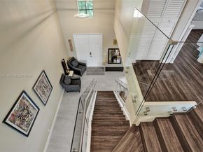 4281 Laurel Ridge Cir, Weston FL 33331