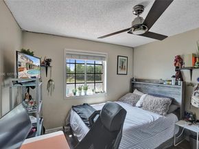 4281 Laurel Ridge Cir, Weston FL 33331