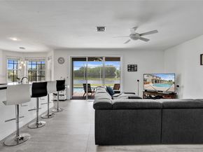 4281 Laurel Ridge Cir, Weston FL 33331