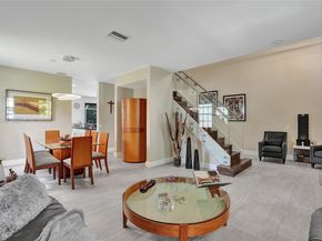 4281 Laurel Ridge Cir, Weston FL 33331