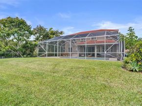 4281 Laurel Ridge Cir, Weston FL 33331