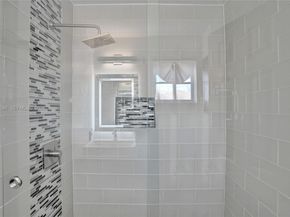 4281 Laurel Ridge Cir, Weston FL 33331