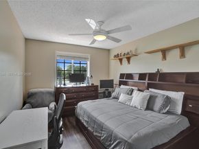 4281 Laurel Ridge Cir, Weston FL 33331
