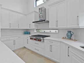 10230 Sweet Bay Ct, Parkland FL 33076