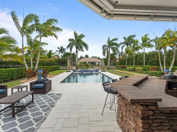 10230 Sweet Bay Ct, Parkland FL 33076