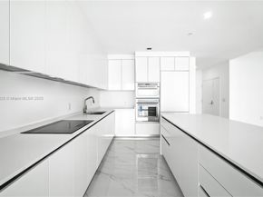 700 NE 24th Street PH5803, Miami FL 33137