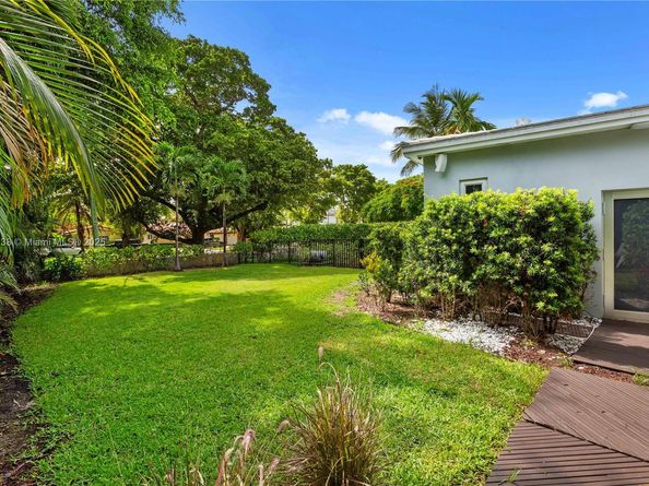 520 Castania Ave, Coral Gables FL 33146