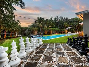 520 Castania Ave, Coral Gables FL 33146