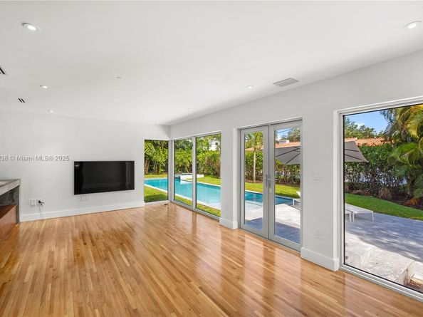 520 Castania Ave, Coral Gables FL 33146