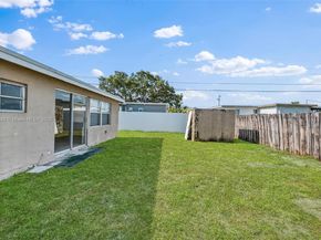 5720 SW 40th Ct, West Park FL 33023
