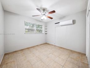 5720 SW 40th Ct, West Park FL 33023