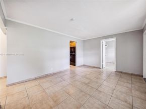 5720 SW 40th Ct, West Park FL 33023
