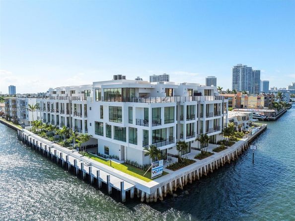 4002 NE 167 St, North Miami Beach FL 33160