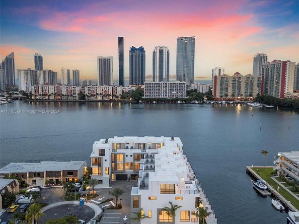 4002 NE 167 St, North Miami Beach FL 33160