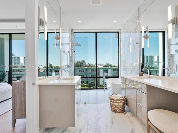4002 NE 167 St, North Miami Beach FL 33160